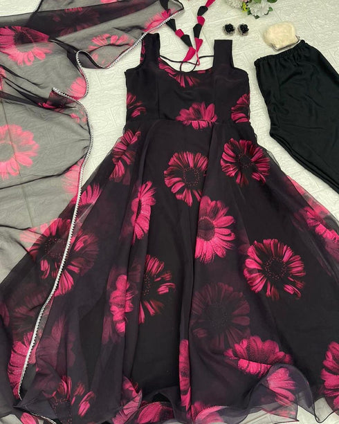 Beautiful BLACK Anarkali🖤